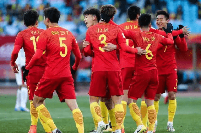 九游体验-险胜首场状态出色，FPX观众沸腾！，库里重返赛场引发球迷热议-九游体验